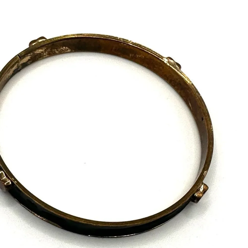 Black heart bangle bracelet